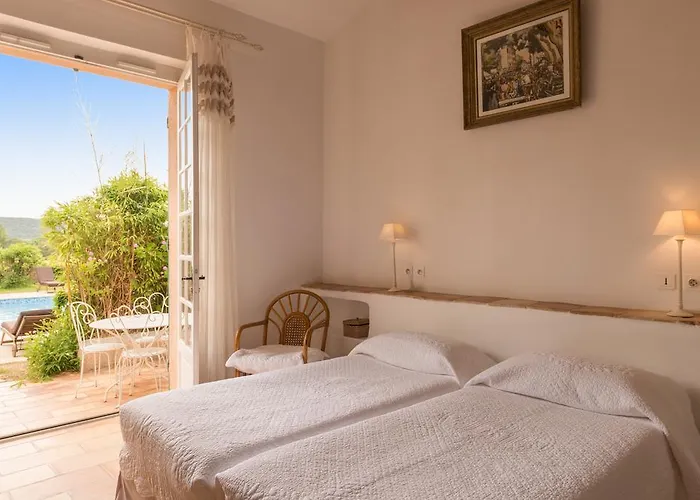 מלון Saint-vincent 3*