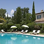 Saint-vincent فندق 3*