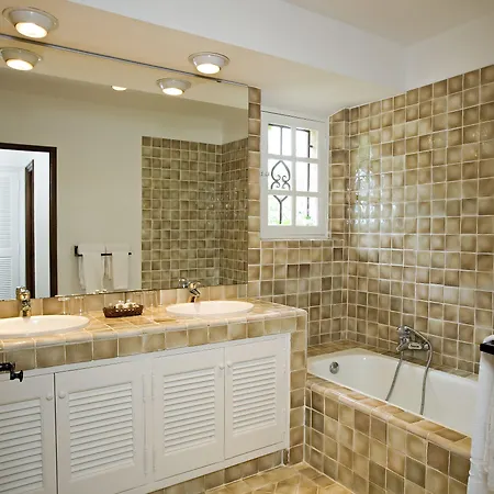 Saint-vincent Hotell 3*