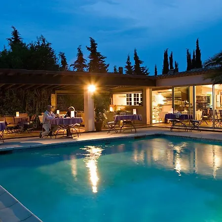 فندق Saint-vincent 3*